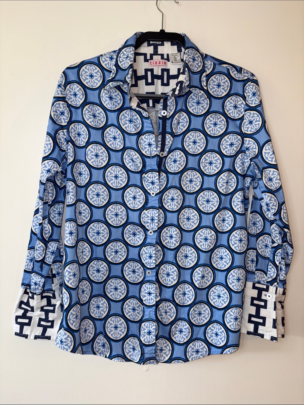 Tizzio Men’s Light & Navy Blue Geometric Medallion Button-Down Shirt Size XL